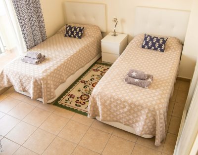 Townhouse in Fañabe, AC, MIR150