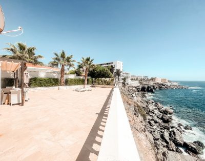 Villa with private swimming pool First line CS93