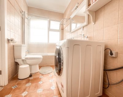 Villa with private swimming pool First line CS93