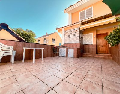 Camisón, Beautiful 3-bedroom townhouse in the central part of Las Americas