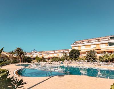 Camisón, Beautiful 3-bedroom townhouse in the central part of Las Americas