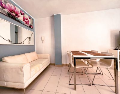 Camisón, Beautiful 3-bedroom townhouse in the central part of Las Americas