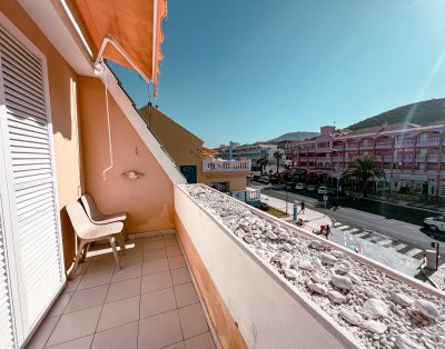 Camisón, Beautiful 3-bedroom townhouse in the central part of Las Americas
