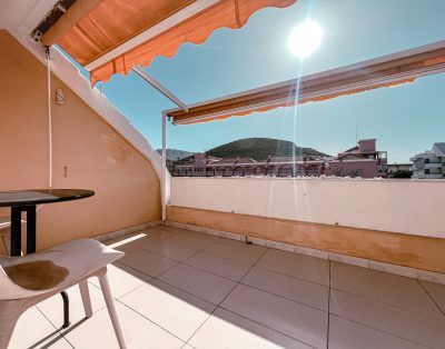 Camisón, Beautiful 3-bedroom townhouse in the central part of Las Americas