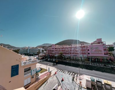 Camisón, Beautiful 3-bedroom townhouse in the central part of Las Americas