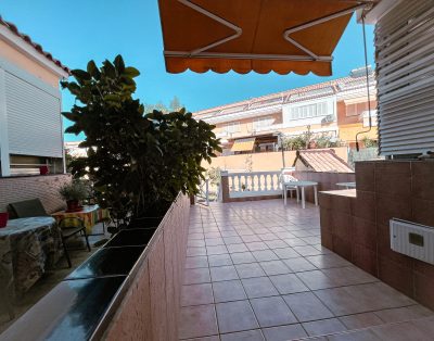 Camisón, Beautiful 3-bedroom townhouse in the central part of Las Americas