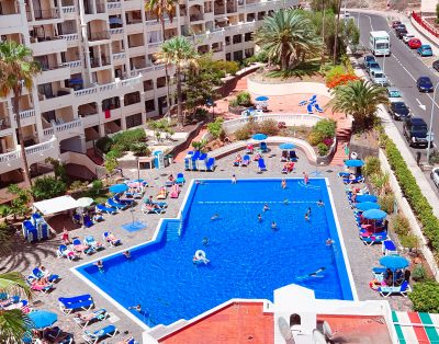 Duplex in Castle Harbour Heated Pool LC54