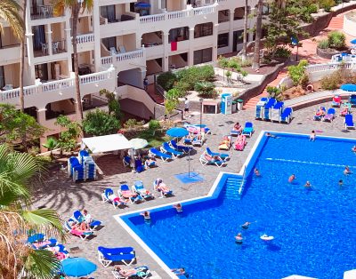 Duplex in Castle Harbour Heated Pool LC54