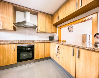 Fantastic Ocean View Apt, AC! Parking! Terrace! PA/86