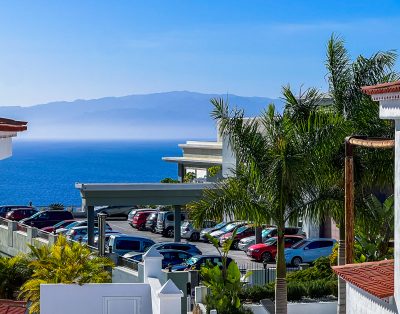 Fantastic Ocean View Apt, AC! Parking! Terrace! PA/86