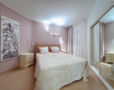 Ocean breeze 1 bedroom apartment, Mirador Paraiso, PP/18