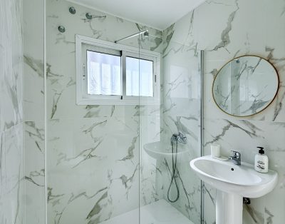 1 Victoria Beachfront Studio, Central Location, LA/45