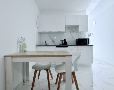 1 Victoria Beachfront Studio, Central Location, LA/45