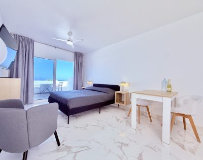 1 Victoria Beachfront Studio, Central Location, LA/45